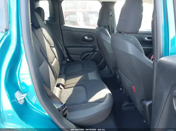 ZACNJDC17NPN43861 2022 JEEP RENEGADE - Image 8