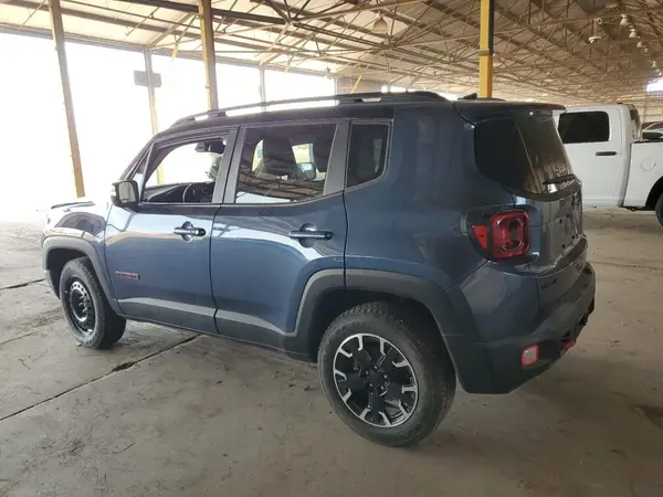 ZACNJDC17PPP24879 2023 JEEP RENEGADE - Image 2
