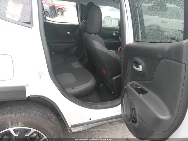 ZACNJDC17PPP67747 2023 JEEP RENEGADE - Image 8