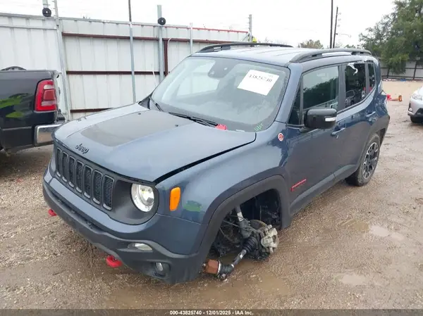 ZACNJDC17PPP72981 2023 JEEP RENEGADE - Image 2