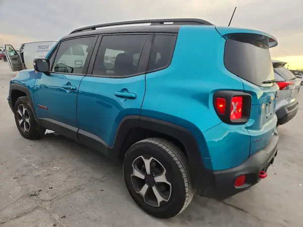 ZACNJDC18MPN30602 2021 JEEP RENEGADE - Image 2