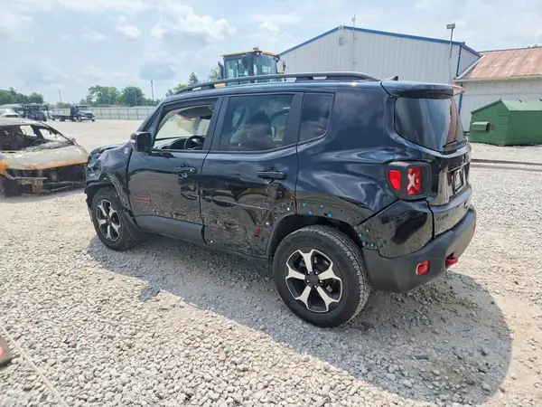 ZACNJDC18NPN82426 2022 JEEP RENEGADE - Image 2