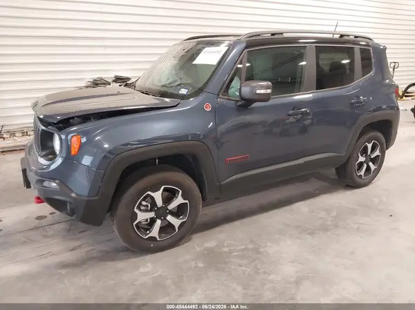 ZACNJDC19MPN35422 2021 JEEP RENEGADE - Image 2