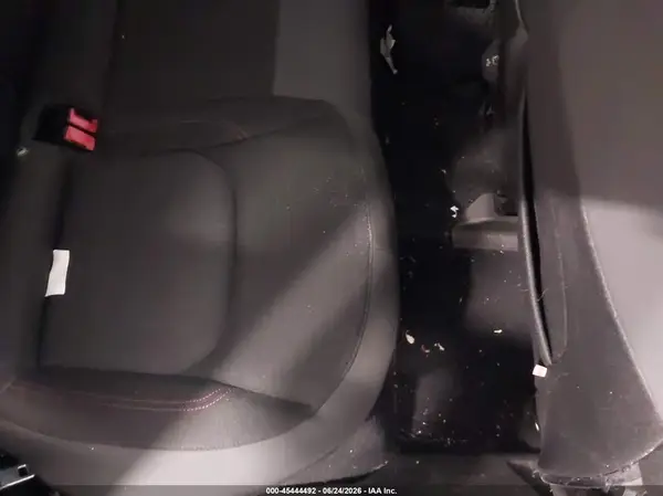ZACNJDC19MPN35422 2021 JEEP RENEGADE - Image 8