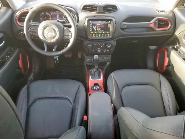 ZACNJDC19NPN63173 2022 JEEP RENEGADE - Image 8