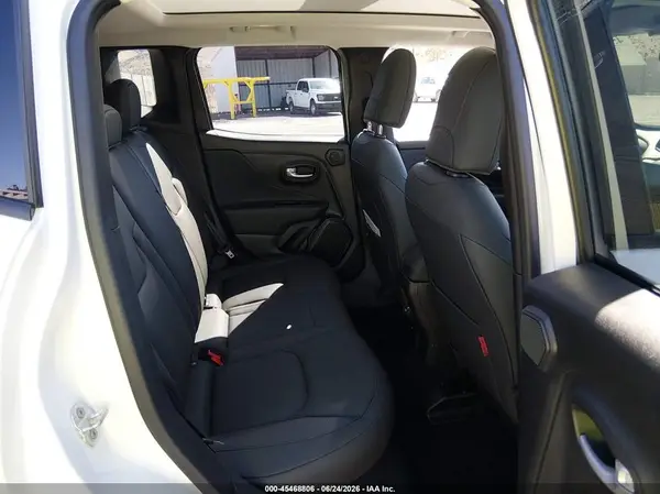 ZACNJDC19PPP67040 2023 JEEP RENEGADE - Image 8