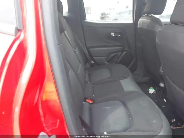 ZACNJDC1XMPM21249 2021 JEEP RENEGADE - Image 8