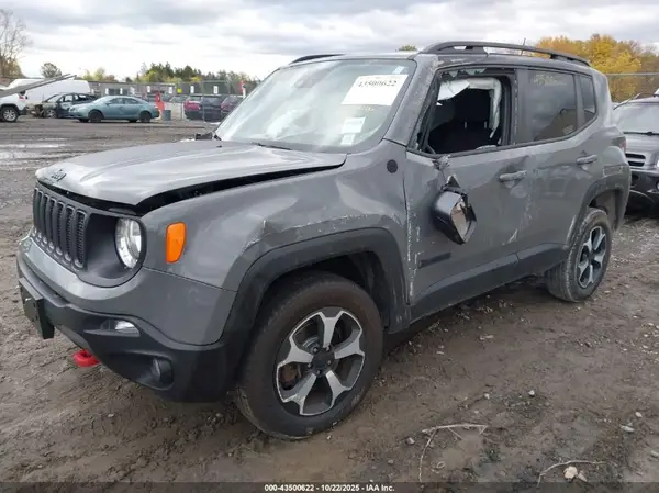 ZACNJDC1XMPM24409 2021 JEEP RENEGADE - Image 2
