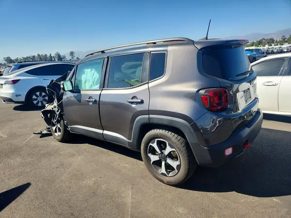ZACNJDC1XMPM24538 2021 JEEP RENEGADE - Image 2