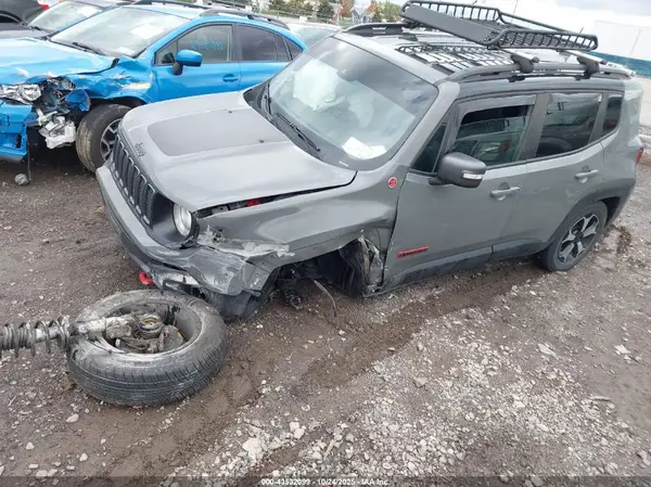 ZACNJDC1XMPM31652 2021 JEEP RENEGADE - Image 2