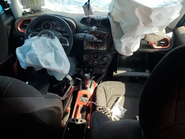 ZACNJDC1XMPN25708 2021 JEEP RENEGADE - Image 8