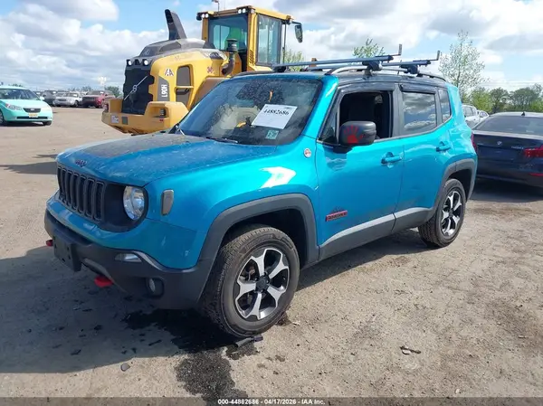 ZACNJDC1XMPN32271 2021 JEEP RENEGADE - Image 2