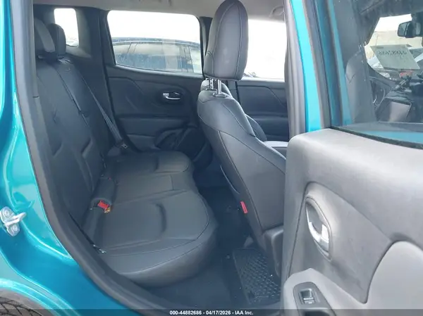 ZACNJDC1XMPN32271 2021 JEEP RENEGADE - Image 8