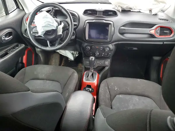 ZACNJDC1XNPN79964 2022 JEEP RENEGADE - Image 8