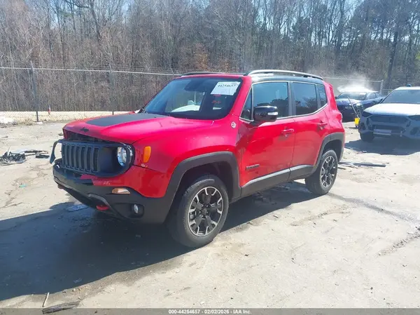 ZACNJDC1XPPP36864 2023 JEEP RENEGADE - Image 2