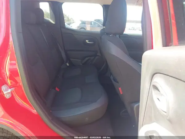 ZACNJDC1XPPP36864 2023 JEEP RENEGADE - Image 8