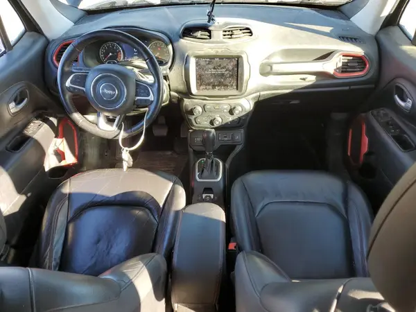 ZACNJDC1XPPP39926 2023 JEEP RENEGADE - Image 8