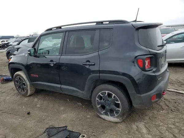 ZACNJDC1XPPP60937 2023 JEEP RENEGADE - Image 2