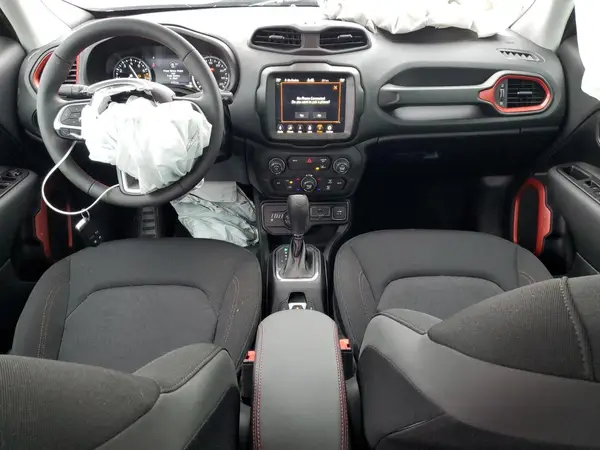 ZACNJDC1XPPP60937 2023 JEEP RENEGADE - Image 8