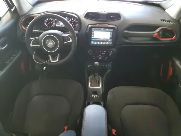 ZACNJDC1XPPP71257 2023 JEEP RENEGADE - Image 8
