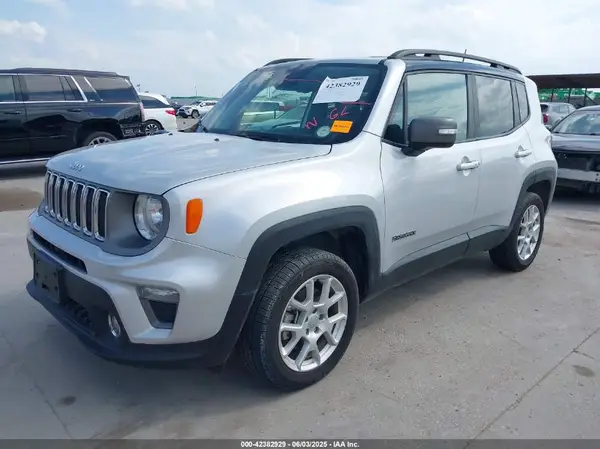ZACNJDD10MPN29300 2021 JEEP RENEGADE - Image 2