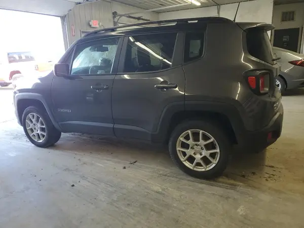 ZACNJDD10MPN32021 2021 JEEP RENEGADE - Image 2