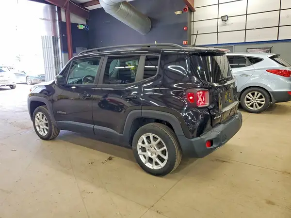 ZACNJDD12MPM24922 2021 JEEP RENEGADE - Image 2