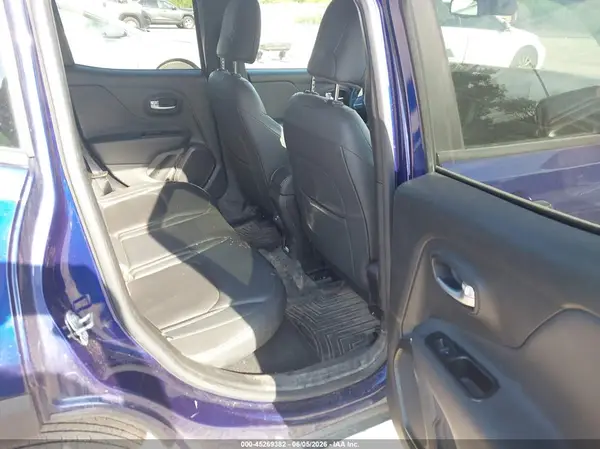ZACNJDD12MPM42367 2021 JEEP RENEGADE - Image 8