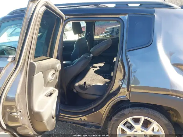 ZACNJDD12MPM92816 2021 JEEP RENEGADE - Image 8