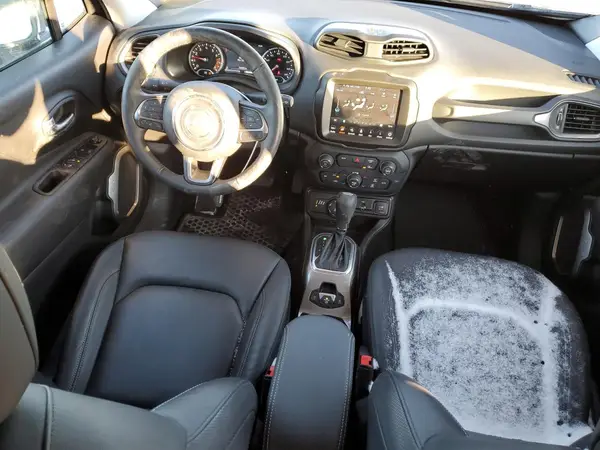 ZACNJDD14NPN66819 2022 JEEP RENEGADE - Image 8