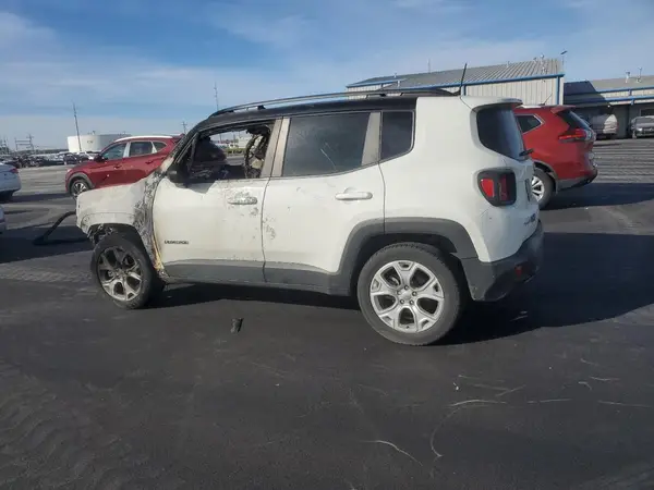 ZACNJDD14NPN68845 2022 JEEP RENEGADE - Image 2
