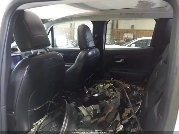 ZACNJDD15MPM96908 2021 JEEP RENEGADE - Image 8