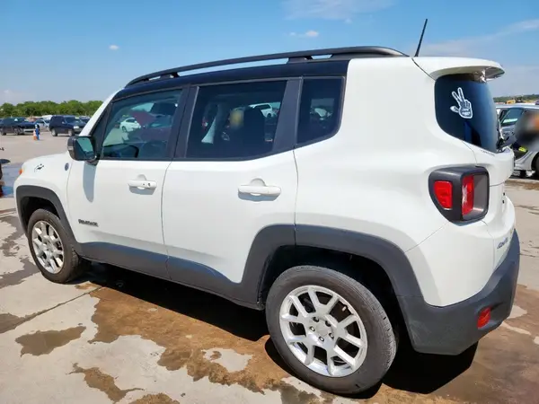 ZACNJDD15MPN01847 2021 JEEP RENEGADE - Image 2