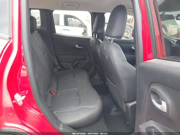 ZACNJDD15PPP37208 2023 JEEP RENEGADE - Image 8