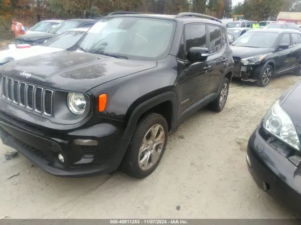 ZACNJDD16PPP15766 2023 JEEP RENEGADE - Image 2