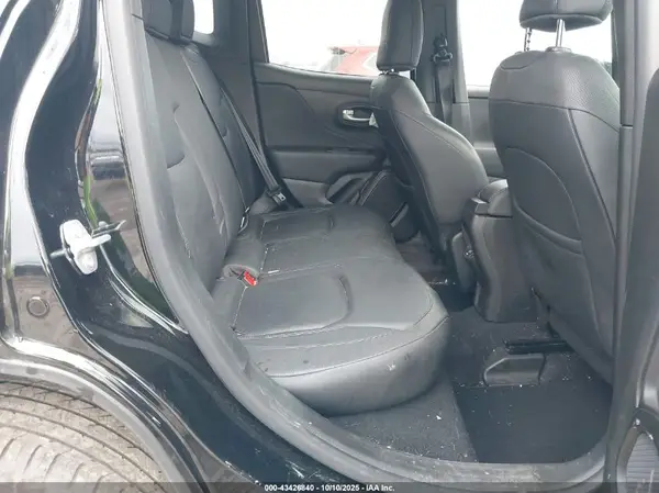ZACNJDD16PPP36469 2023 JEEP RENEGADE - Image 8