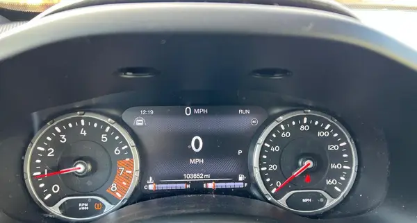 ZACNJDD17MPM27296 2021 JEEP RENEGADE - Image 8