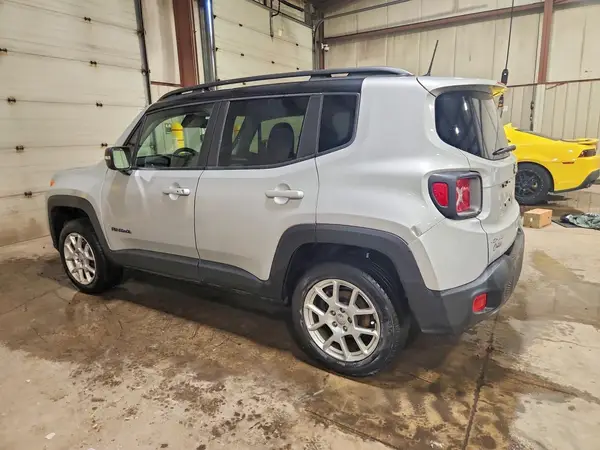 ZACNJDD17MPM29095 2021 JEEP RENEGADE - Image 2