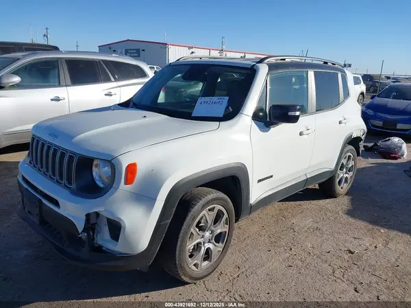 ZACNJDD18PPP17664 2023 JEEP RENEGADE - Image 2