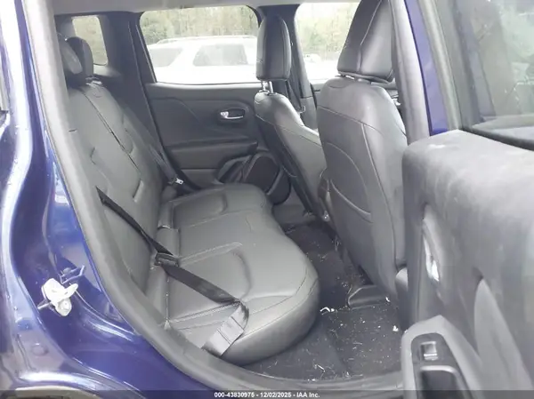 ZACNJDD19MPM21709 2021 JEEP RENEGADE - Image 8
