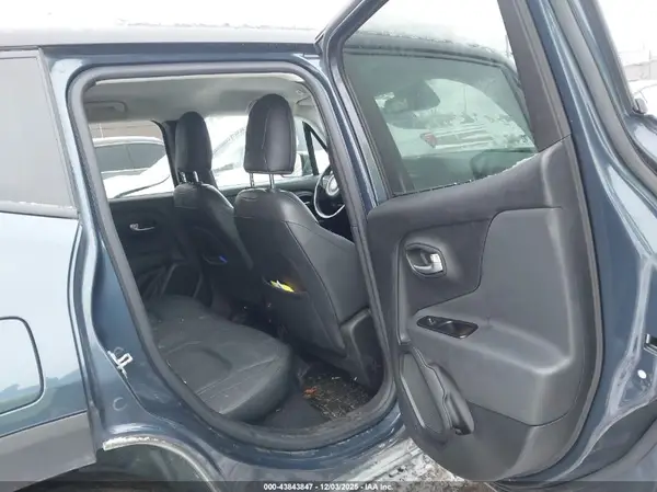 ZACNJDD19MPM46481 2021 JEEP RENEGADE - Image 8