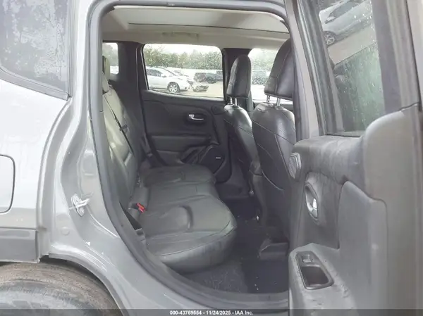 ZACNJDD19MPM95986 2021 JEEP RENEGADE - Image 8