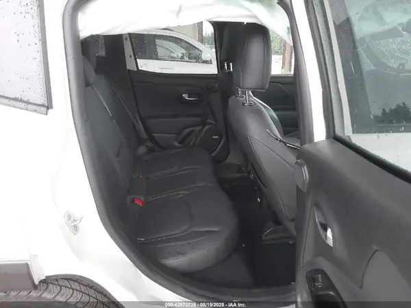 ZACNJDD19MPN29103 2021 JEEP RENEGADE - Image 8