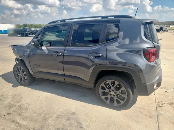 ZACNJDD19PPP62466 2023 JEEP RENEGADE - Image 2