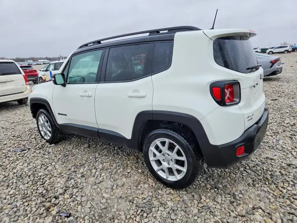 ZACNJDD1XMPN29286 2021 JEEP RENEGADE - Image 2