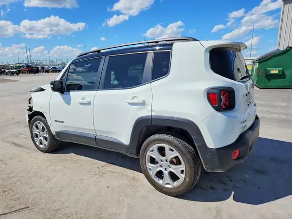 ZACNJDD1XPPP44235 2023 JEEP RENEGADE - Image 2