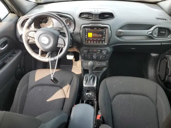 ZACNJDE10NPP00983 2022 JEEP RENEGADE - Image 8