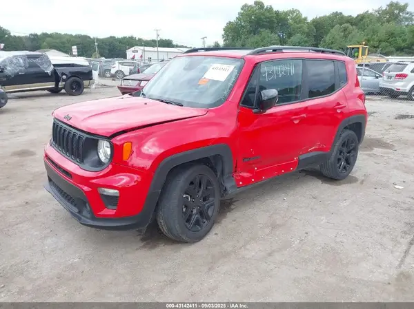 ZACNJDE10PPP10111 2023 JEEP RENEGADE - Image 2