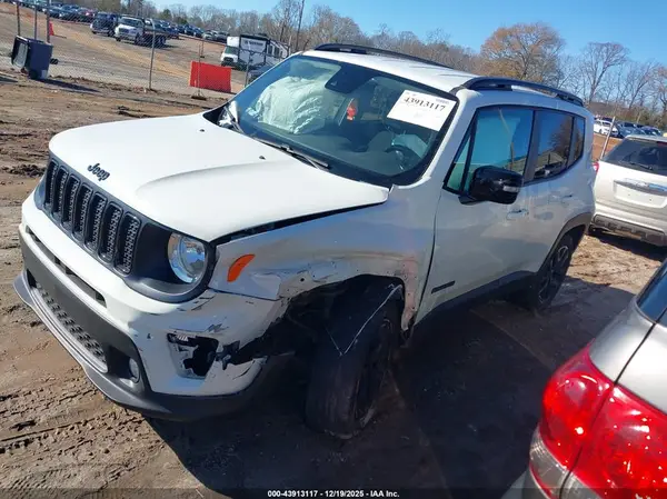 ZACNJDE11PPP14054 2023 JEEP RENEGADE - Image 2
