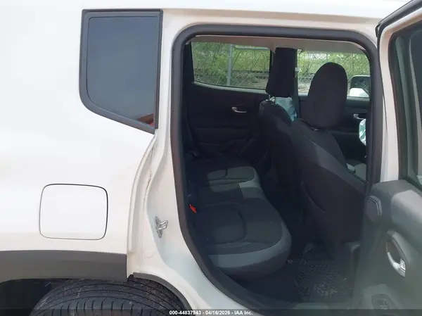 ZACNJDE11PPP32652 2023 JEEP RENEGADE - Image 8
